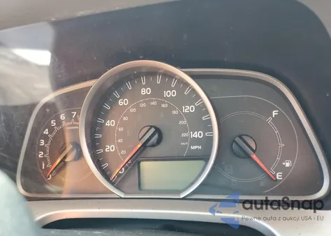 2015 Toyota Rav4 Xle z USA, uszkodzony, nr VIN 2T3RFREV9FW240232